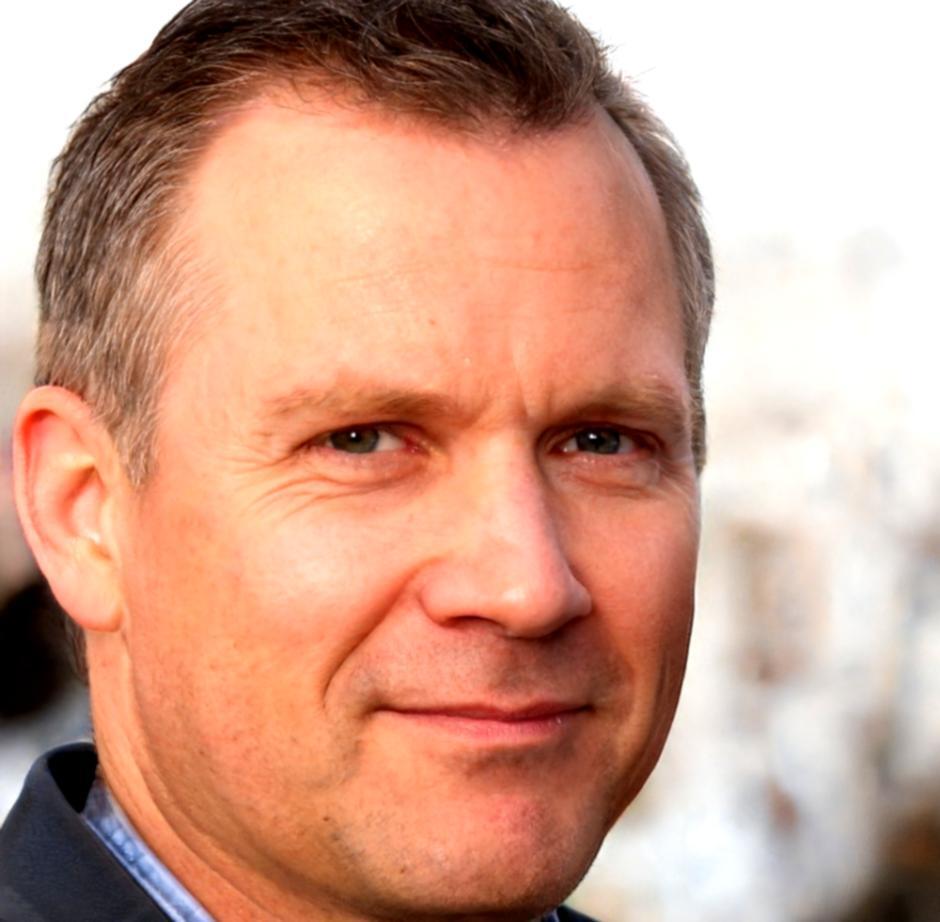 Marc Dubois, Analyste financier principal